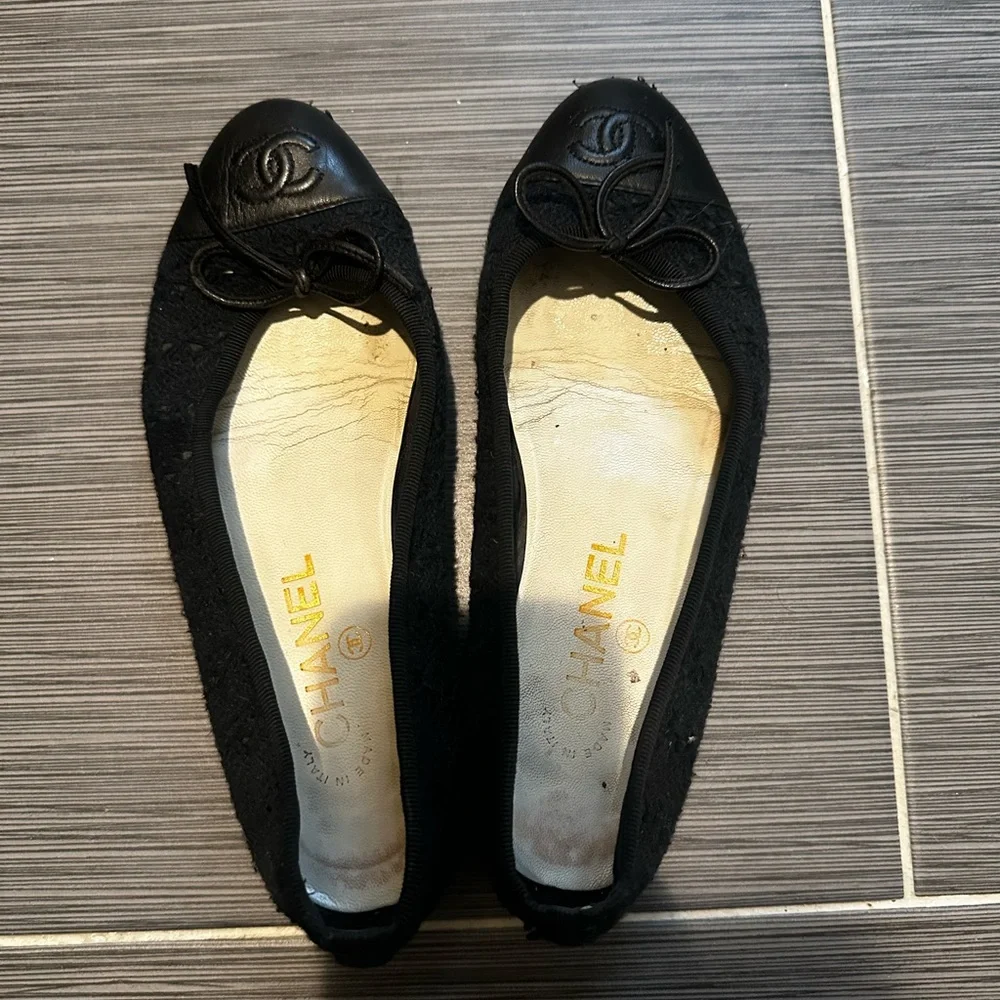 CHANEL Interlocking CC Logo Tweed Ballet Flats - Picture 1 of 8